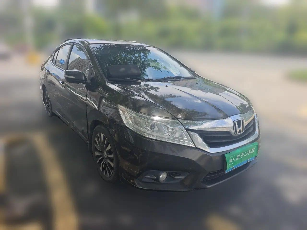 Honda Crider 2013 1.8L automatic luxury edition — миниатюра 3