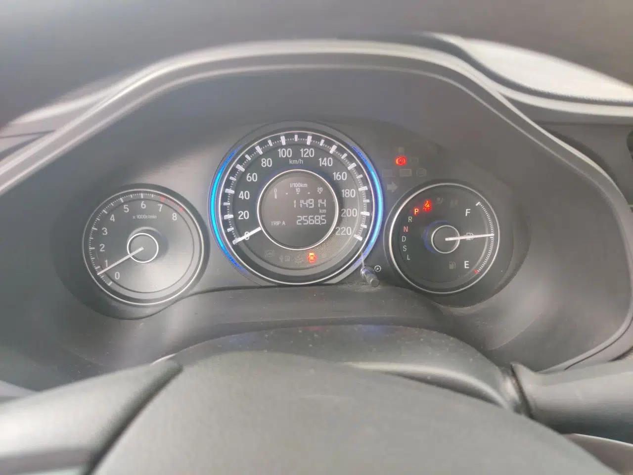 Honda Crider 2016 1.8L CVT Luxury Edition — миниатюра 11