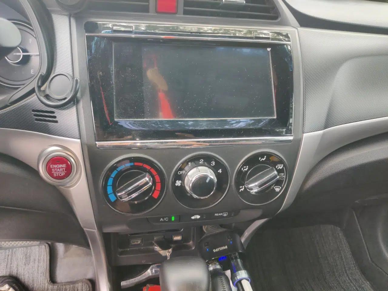 Honda Crider 2016 1.8L CVT Luxury Edition — миниатюра 13