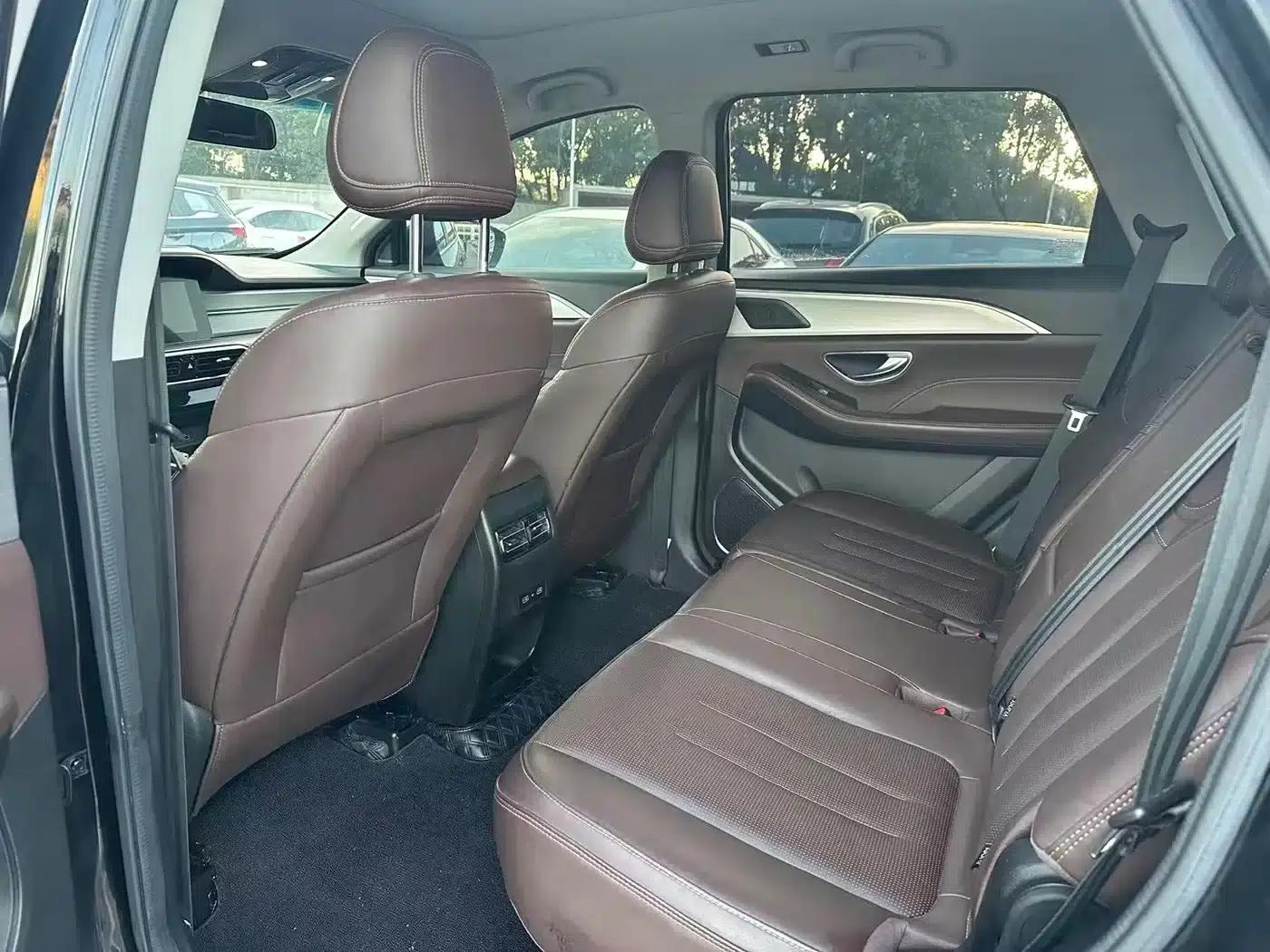Jetour X90 PLUS 2023 1.6TD DCT Villa 7-Seater — миниатюра 8