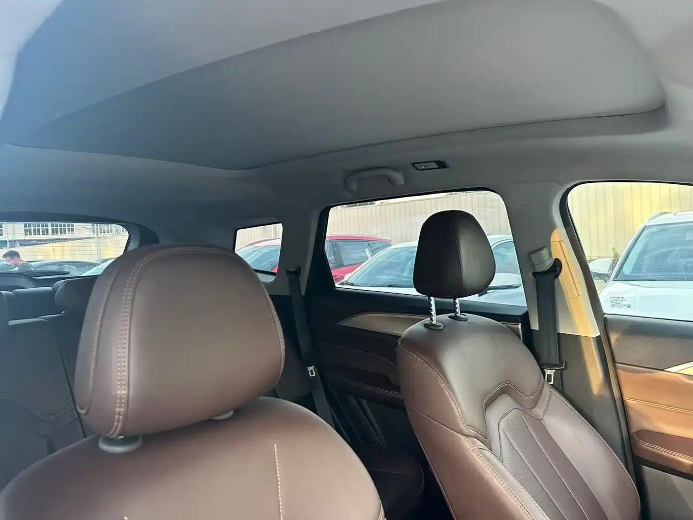 Jetour X90 PLUS 2023 1.6TD DCT Villa 7-Seater — миниатюра 9