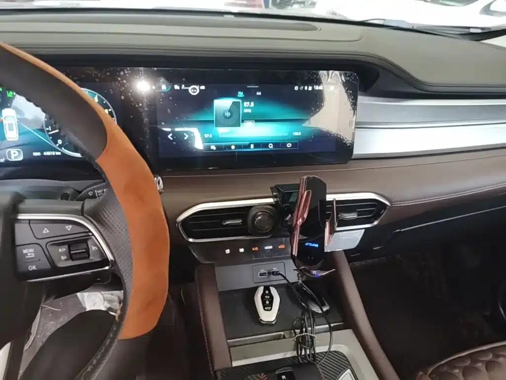 Jetour X90 PLUS 2021 1.6TD DCT Villa 5-seater — миниатюра 13
