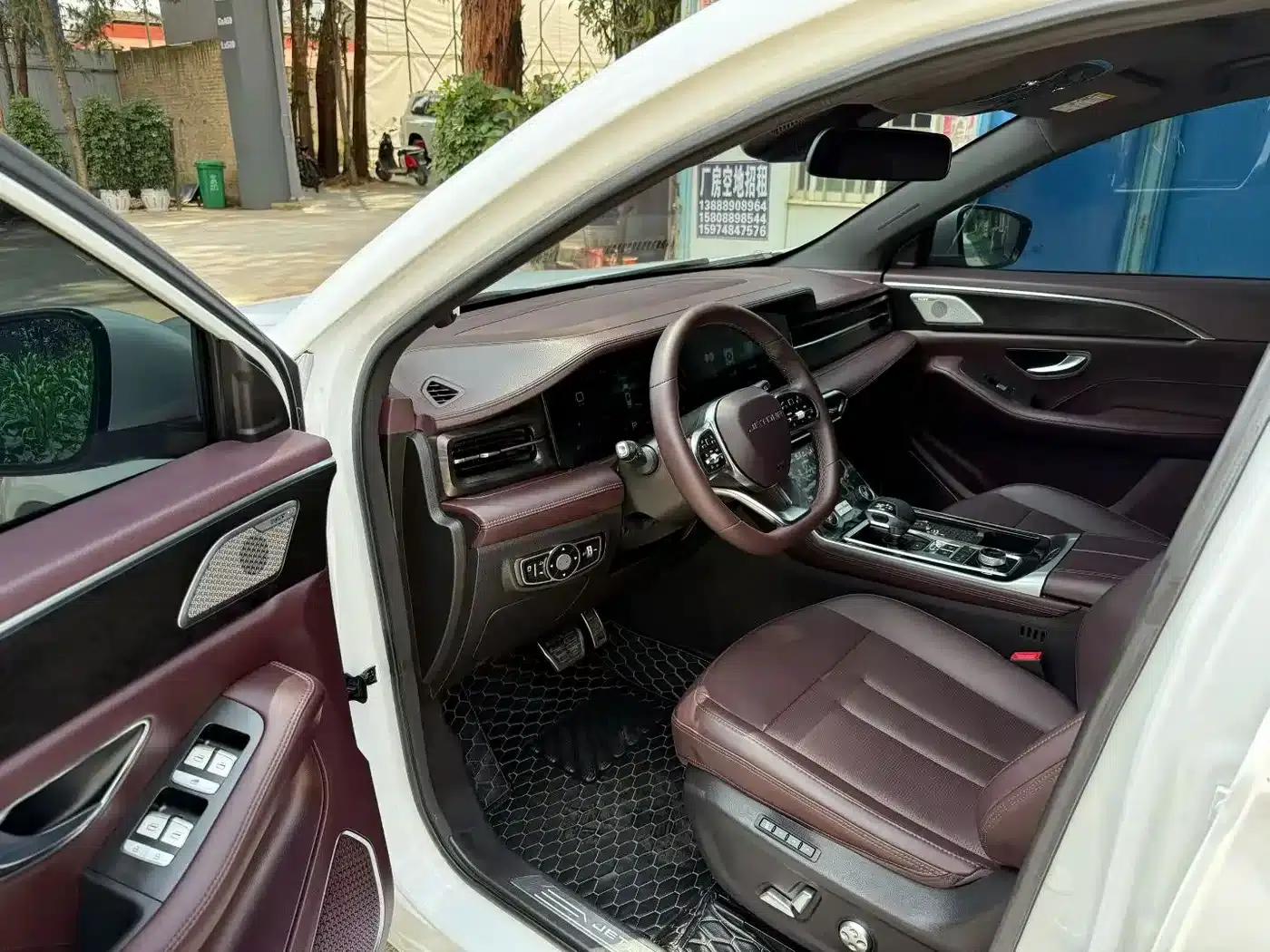 Jetour X90 2023 Zilong 2.0T DCT Warrior Edition 7-seater — миниатюра 4