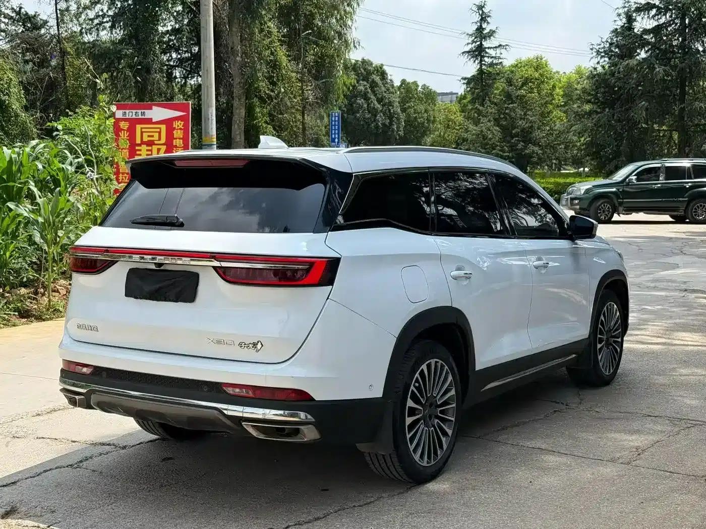 Jetour X90 2023 Zilong 2.0T DCT Warrior Edition 7-seater — миниатюра 9