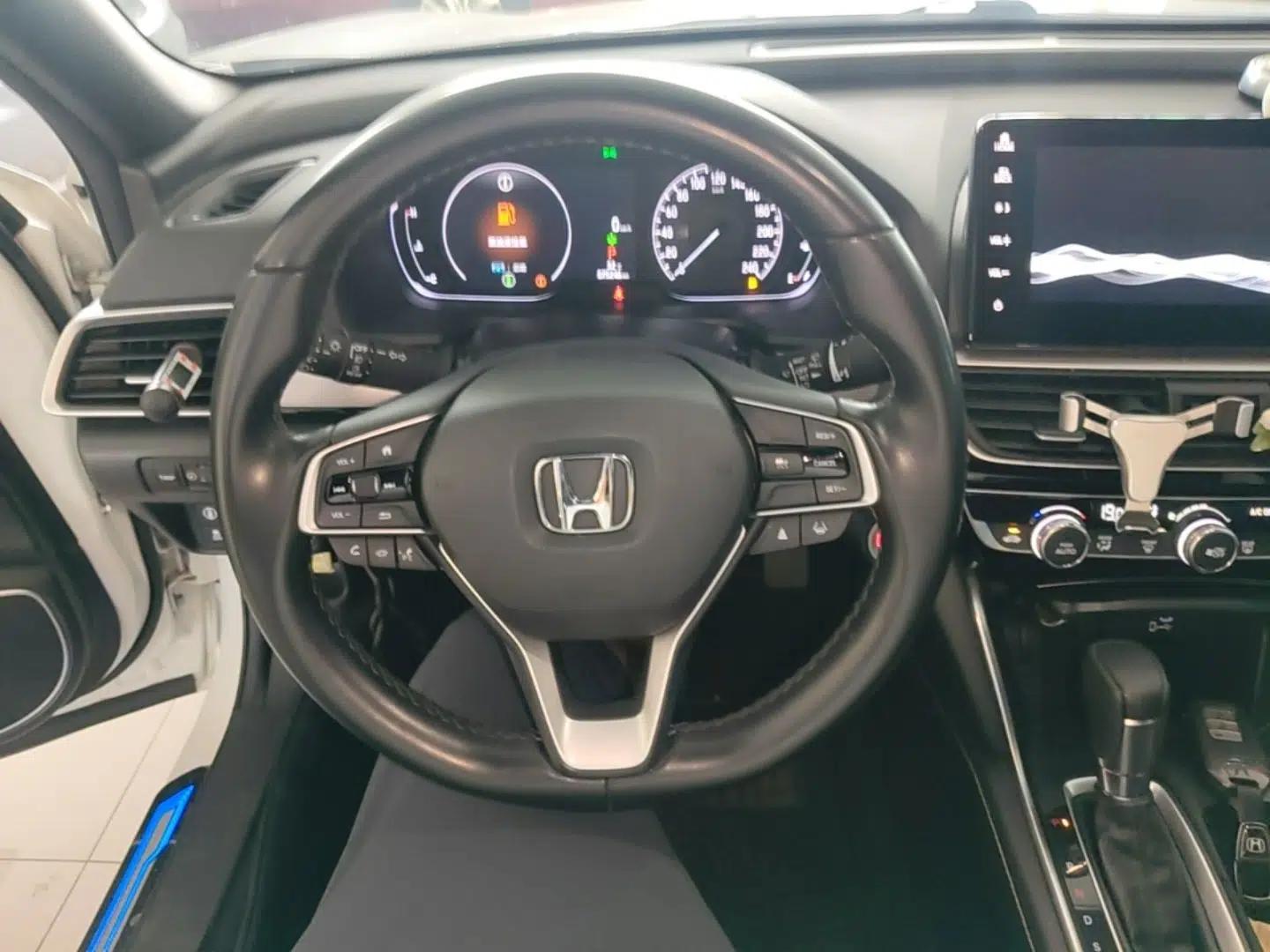 Honda Inspire 2022 260TURBO Elegant Edition — миниатюра 13
