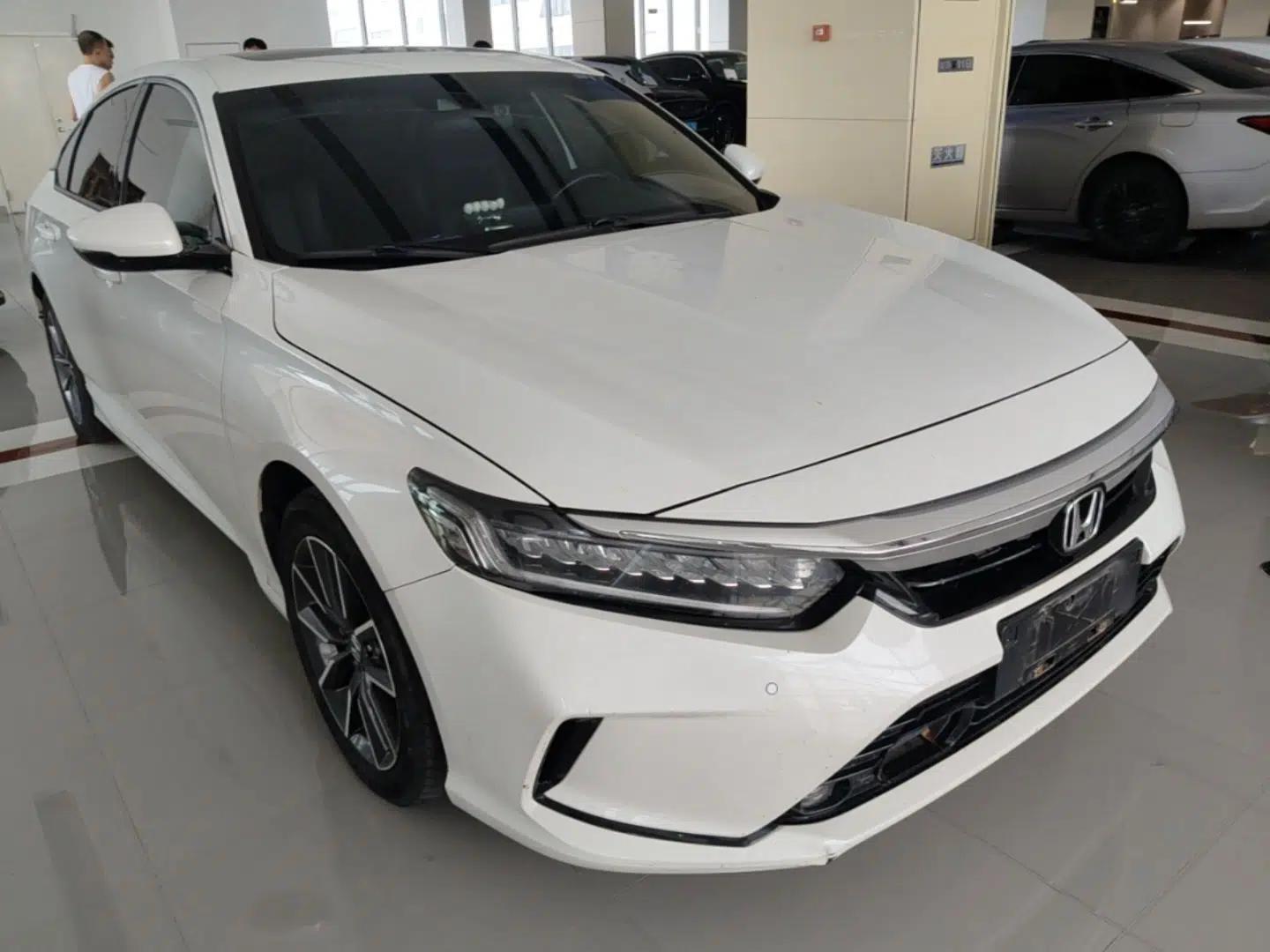 Honda Inspire 2022 260TURBO Elegant Edition — миниатюра 3