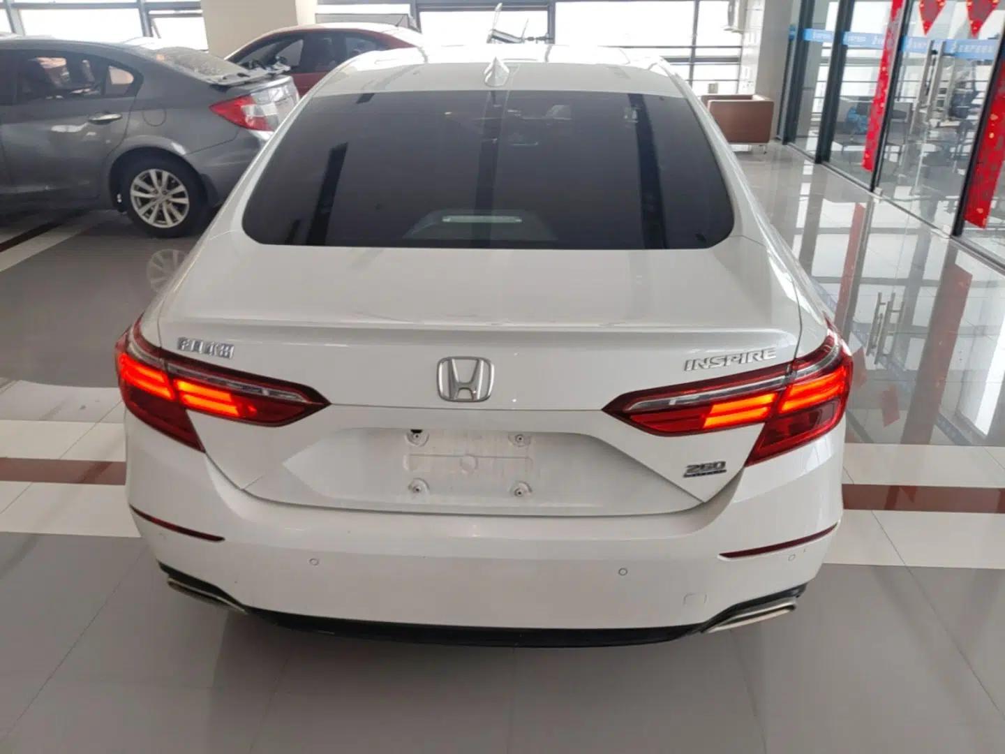 Honda Inspire 2022 260TURBO Elegant Edition — миниатюра 5