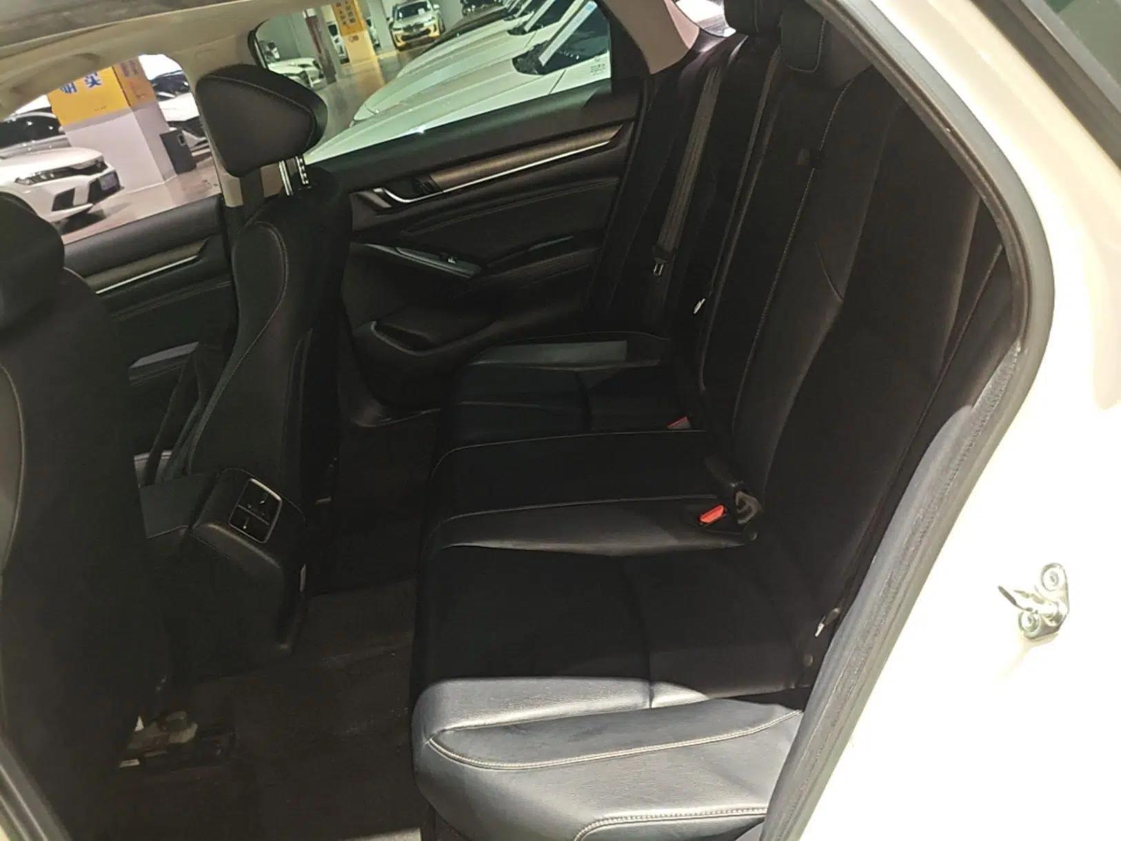 Honda Inspire 2019 260TURBO Elegant Edition China VI Emission Standard — миниатюра 20