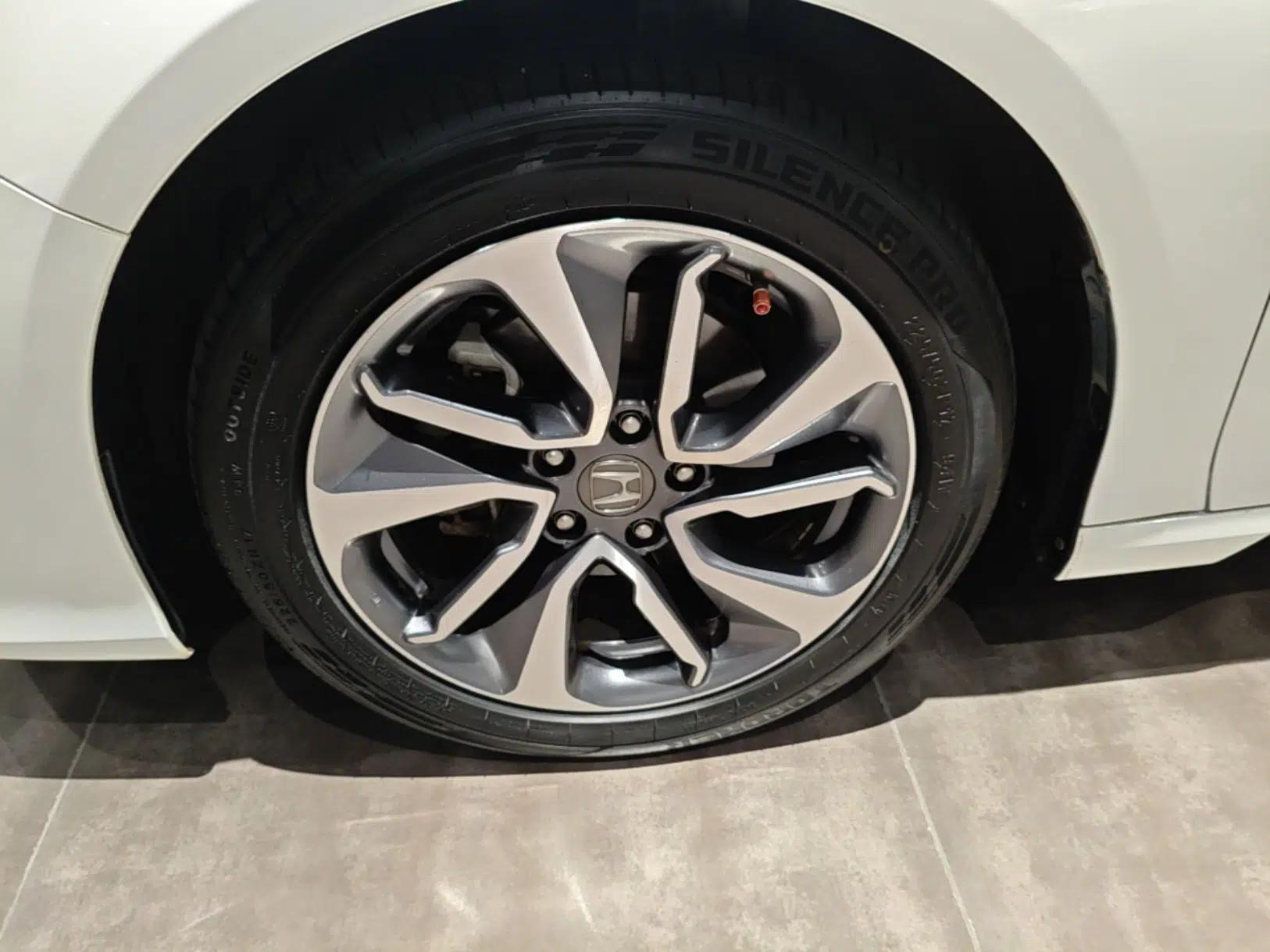 Honda Inspire 2019 260TURBO Elegant Edition China VI Emission Standard — миниатюра 10
