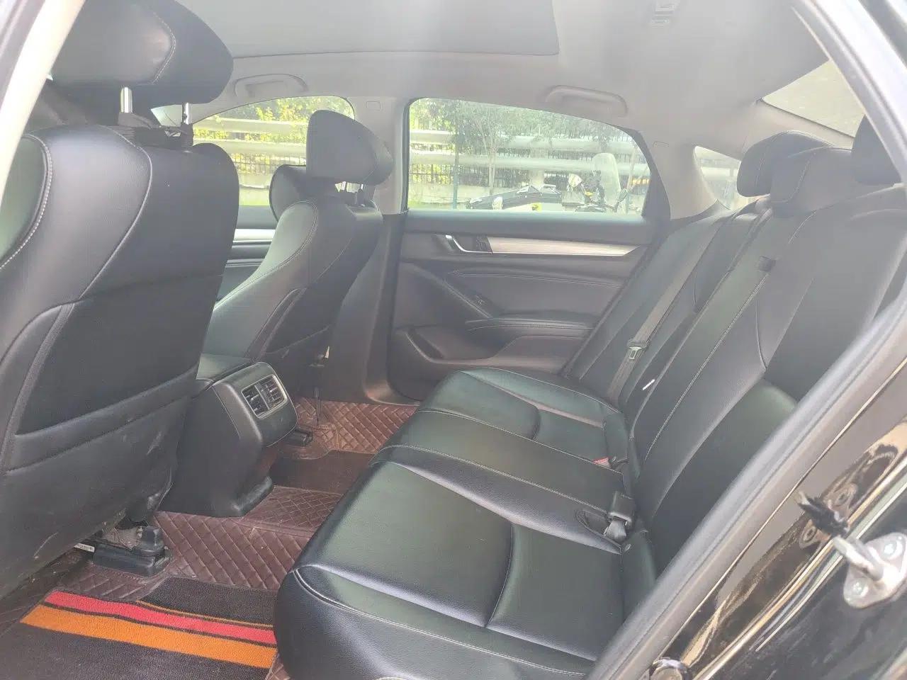 Honda Inspire 2019 260TURBO Elegant Edition China V Emission Standard — миниатюра 17