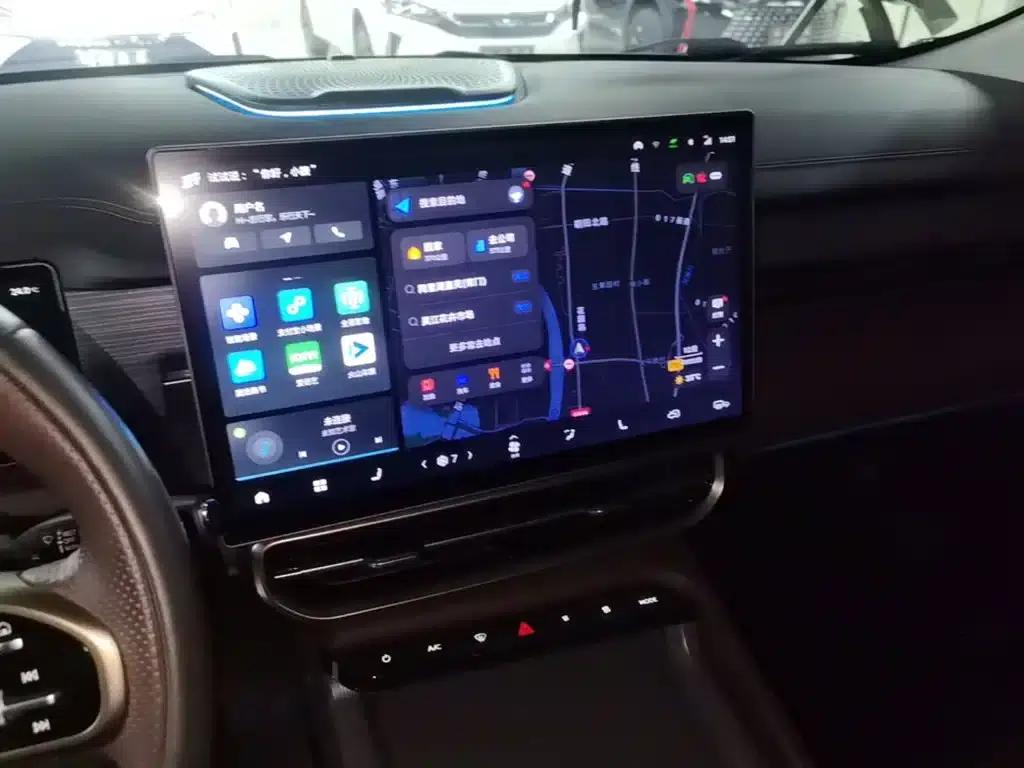 Jetour X90 PRO 2024 1.6T DCT Luxury Edition 5-seater — миниатюра 13