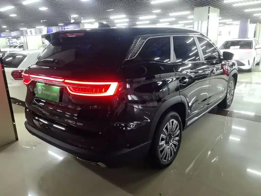 Jetour X90 PRO 2024 1.6T DCT Luxury Edition 5-seater — миниатюра 7