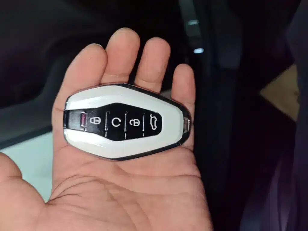Jetour X90 PRO 2024 1.6T DCT Luxury Edition 5-seater — миниатюра 9