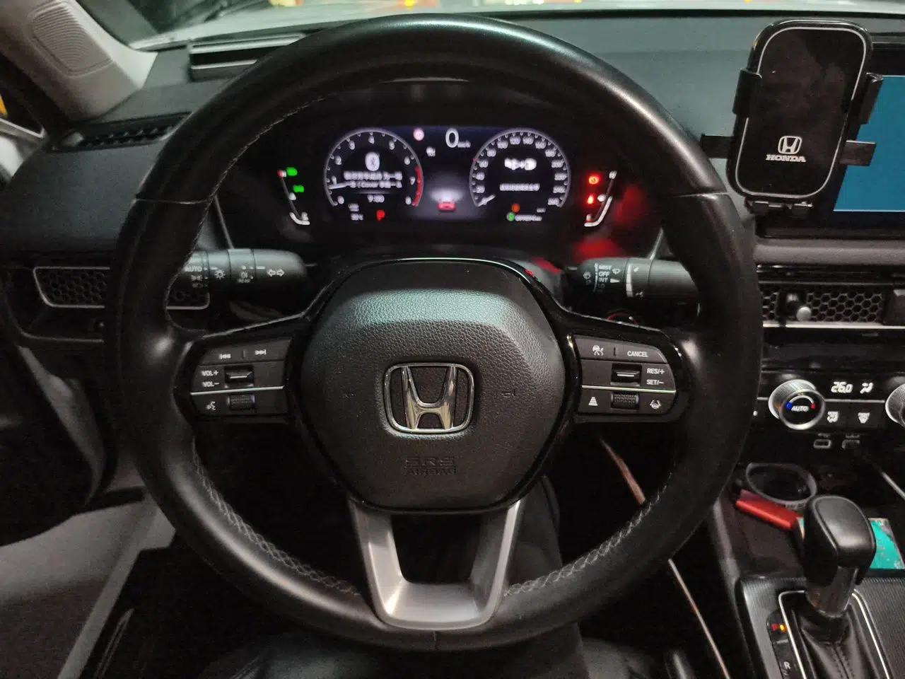 Honda Integra 2022 240TURBO CVT Luxury Edition — миниатюра 10