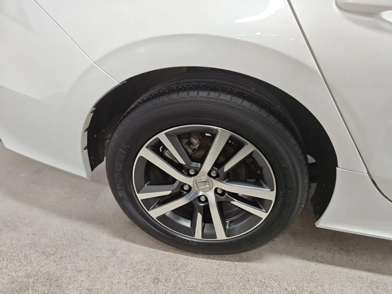 Honda Integra 2023 240TURBO CVT Leading Edition — миниатюра 11