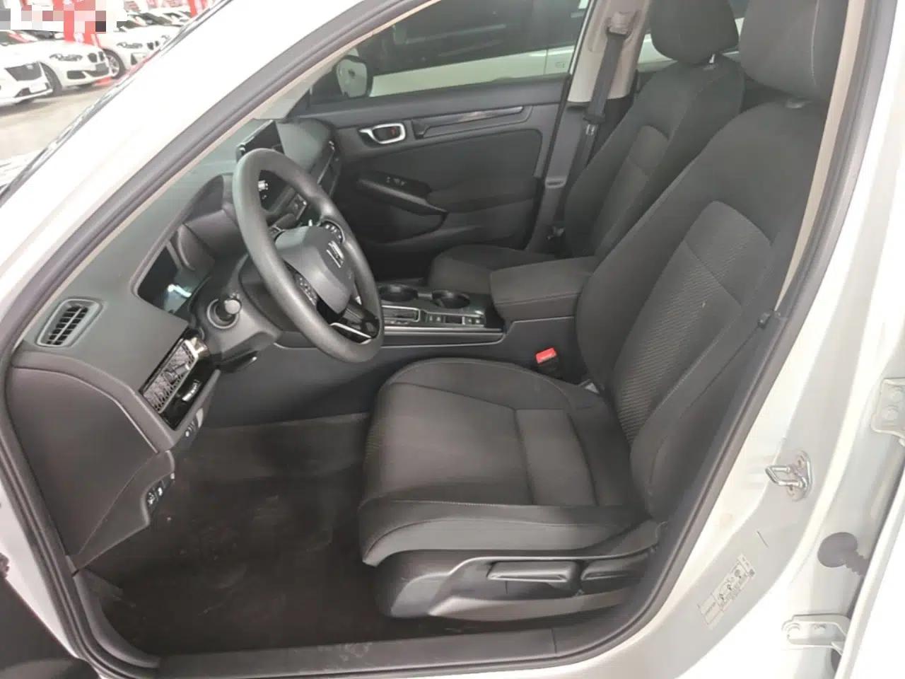 Honda Integra 2023 240TURBO CVT Leading Edition — миниатюра 17