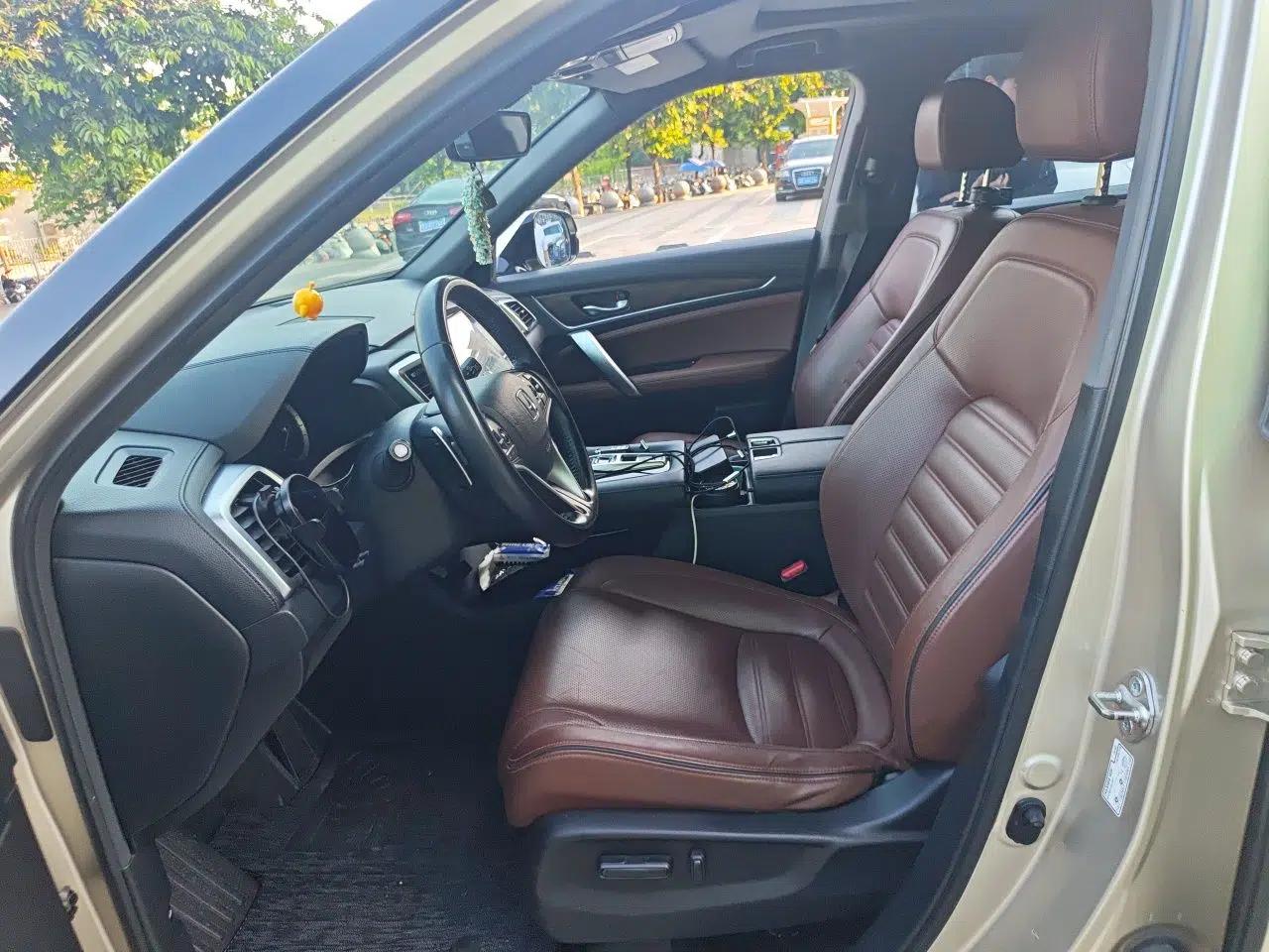 Honda UR-V 2017 370TURBO Four-Wheel Drive Prestige Edition China V — миниатюра 15