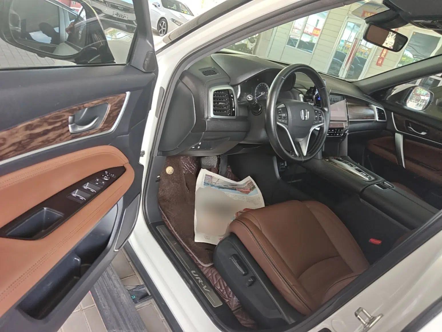 Honda UR-V 2017 370TURBO Four-Wheel Drive Prestige Edition China V — миниатюра 18