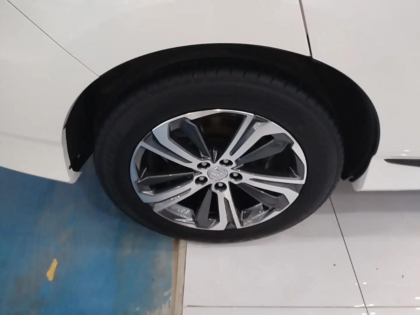 Honda UR-V 2020 240TURBO Two-Wheel Drive Zhiyue Version — миниатюра 11