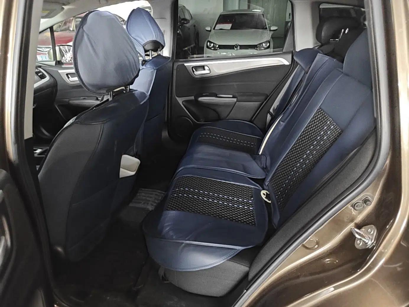 Honda Jade 2017 1.8L Automatic Classic Edition 5 seats — миниатюра 26