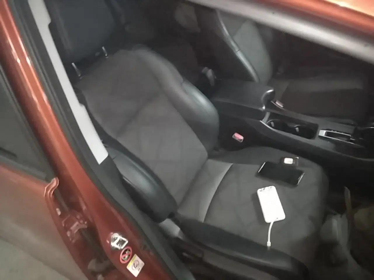 Honda Jade 2016 1.8L Automatic Comfort Elite Version 5 Seats — миниатюра 19