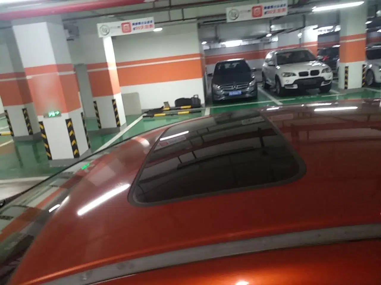 Honda Jade 2016 1.8L Automatic Comfort Elite Version 5 Seats — миниатюра 7