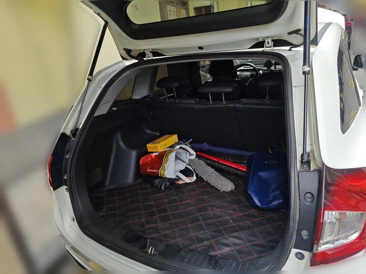 Honda Jade 2014 1.8L Automatic Comfort Elite Version 5 Seats — миниатюра 19