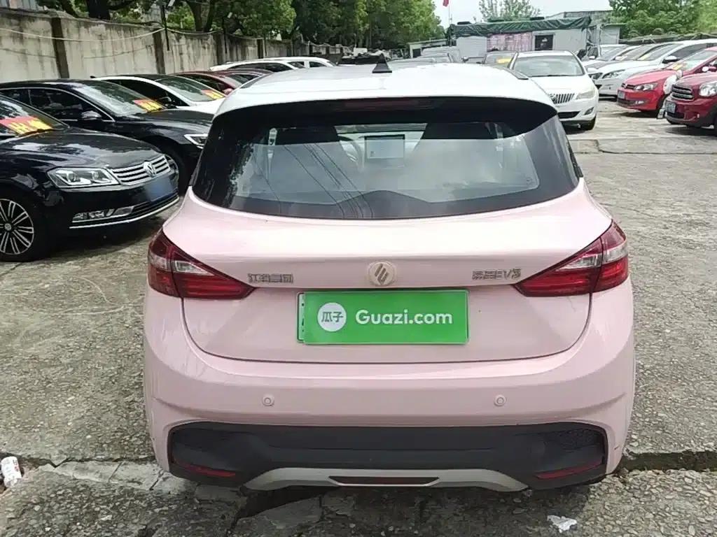 Yizhi EV3 2023 Youth Edition 320KM Luxury — миниатюра 6