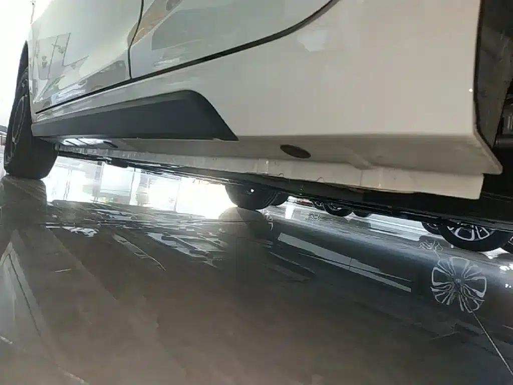 Yizhi EV2 2026 PLUS+ Comfort Model — миниатюра 22