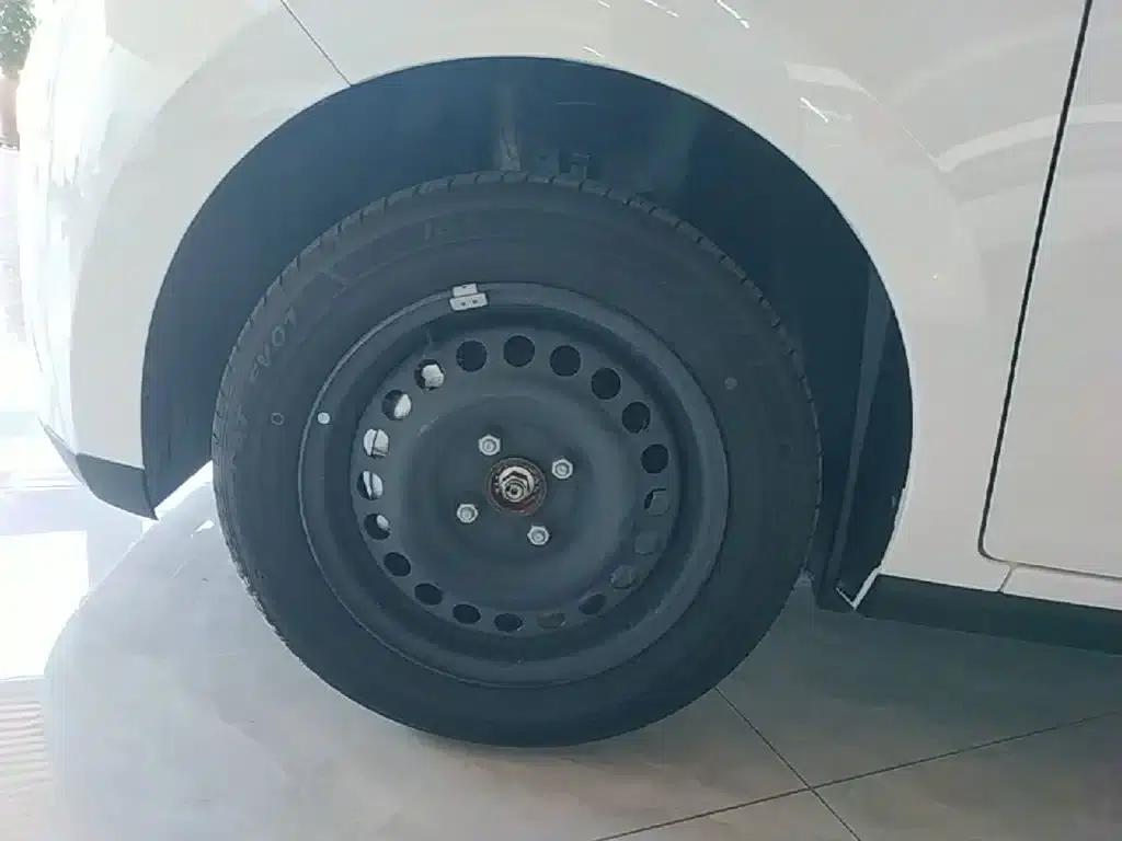 Yizhi EV2 2026 PLUS+ Comfort Model — миниатюра 23