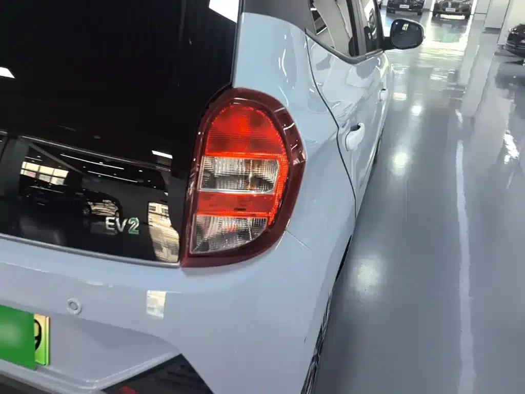 Yizhi EV2 2024 Model 201km Comfort — миниатюра 8