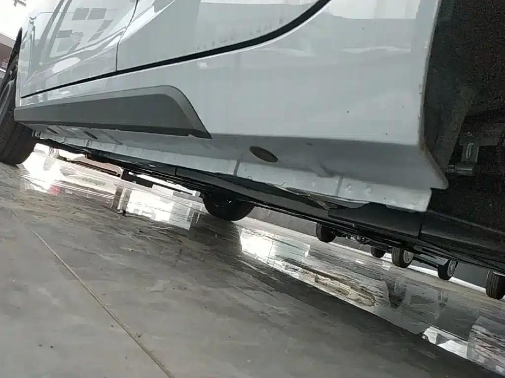 Yizhi EV2 2026 PLUS+ Comfort Model — миниатюра 22
