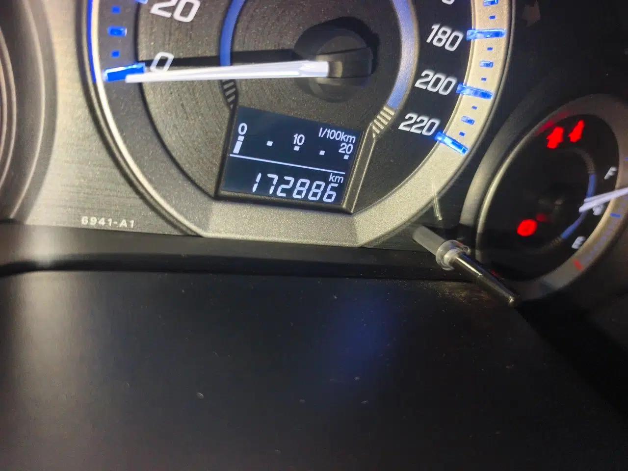 Honda City Classic 2012 1.5L manual Elite Edition — миниатюра 12