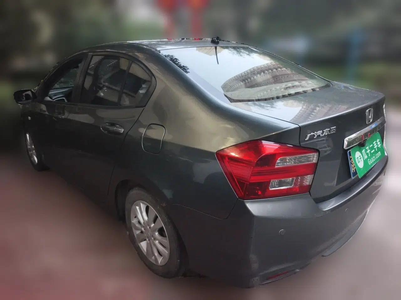 Honda City Classic 2012 1.5L manual Elite Edition — миниатюра 4
