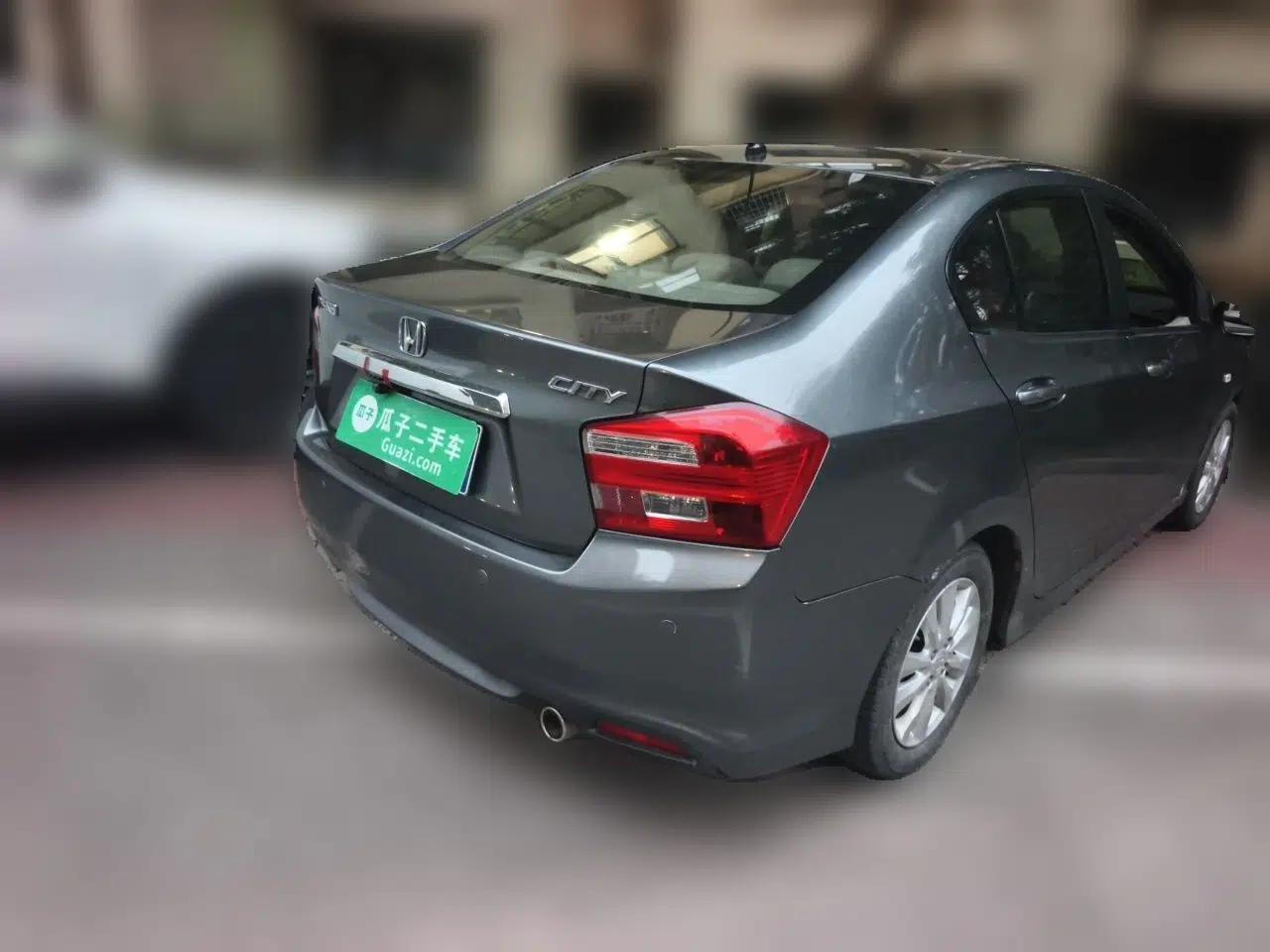 Honda City Classic 2012 1.5L manual Elite Edition — миниатюра 6