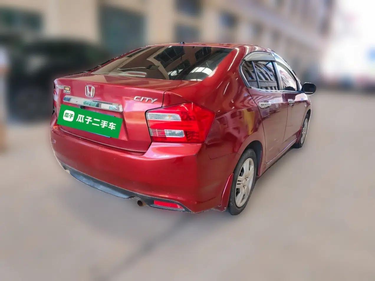 Honda City Classic 2012 1.5L manual Comfort version — миниатюра 6