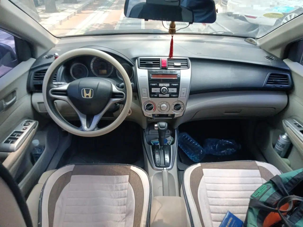 Honda City Classic 2008 1.5L Automatic Elite Edition — миниатюра 9