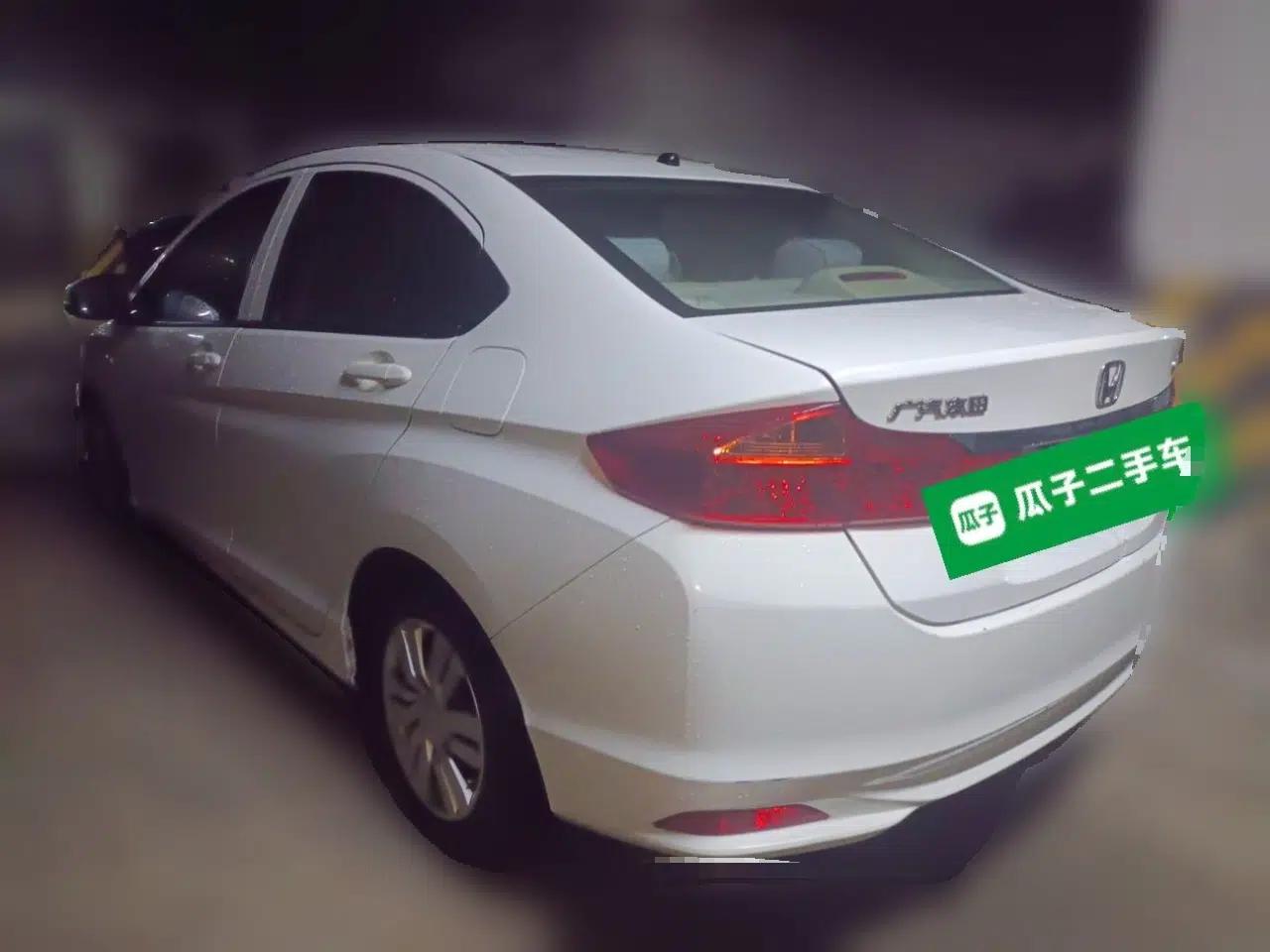 Honda City 2017 1.5L CVT Comfort Version — миниатюра 4