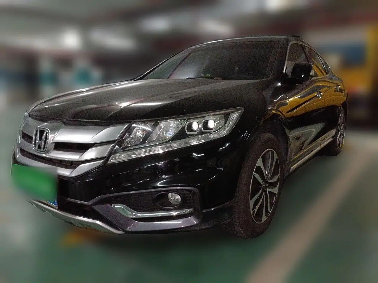 Honda Crosstour 2016 2.4L Luxury Edition — миниатюра 1