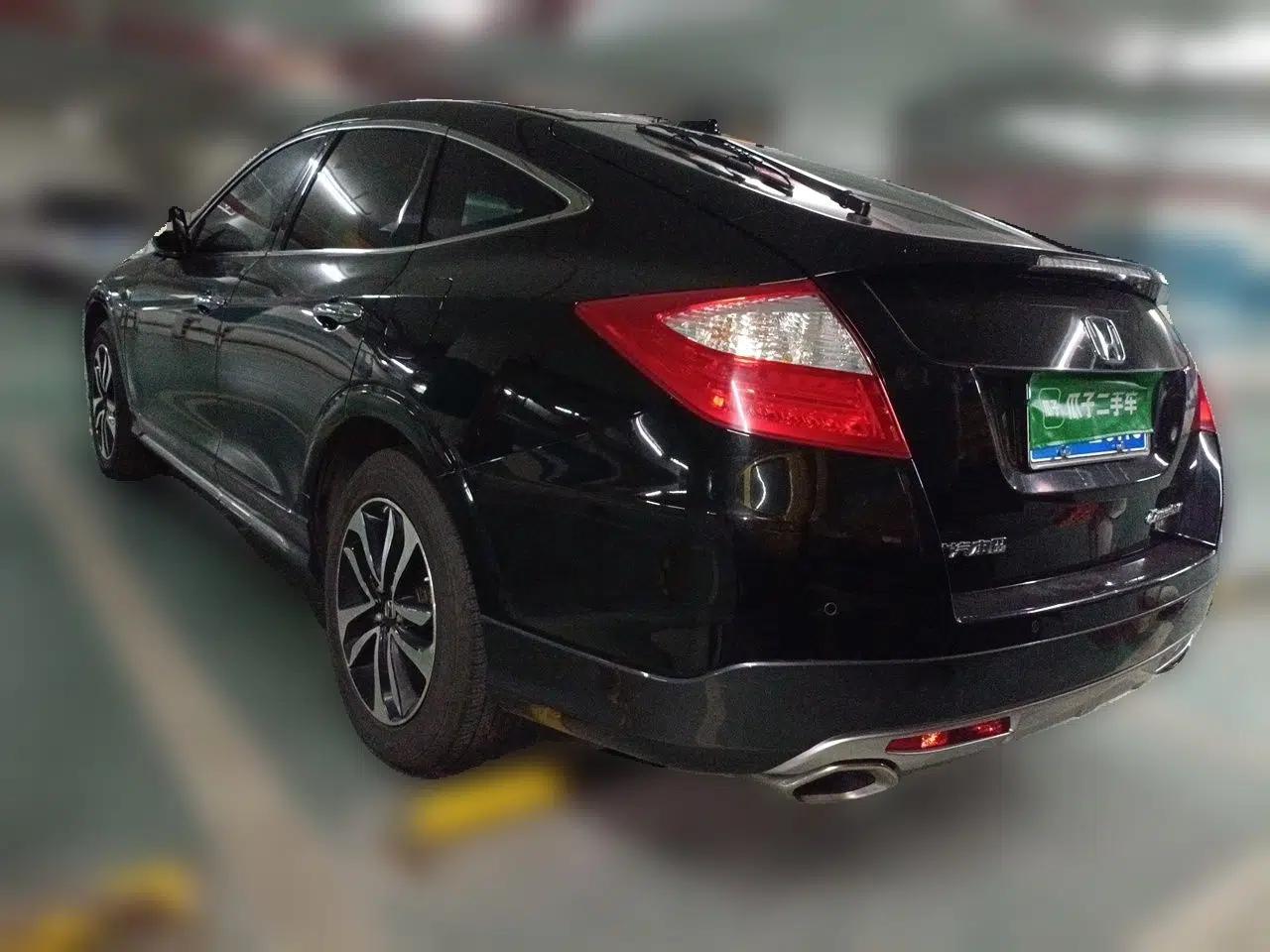 Honda Crosstour 2016 2.4L Luxury Edition — миниатюра 4