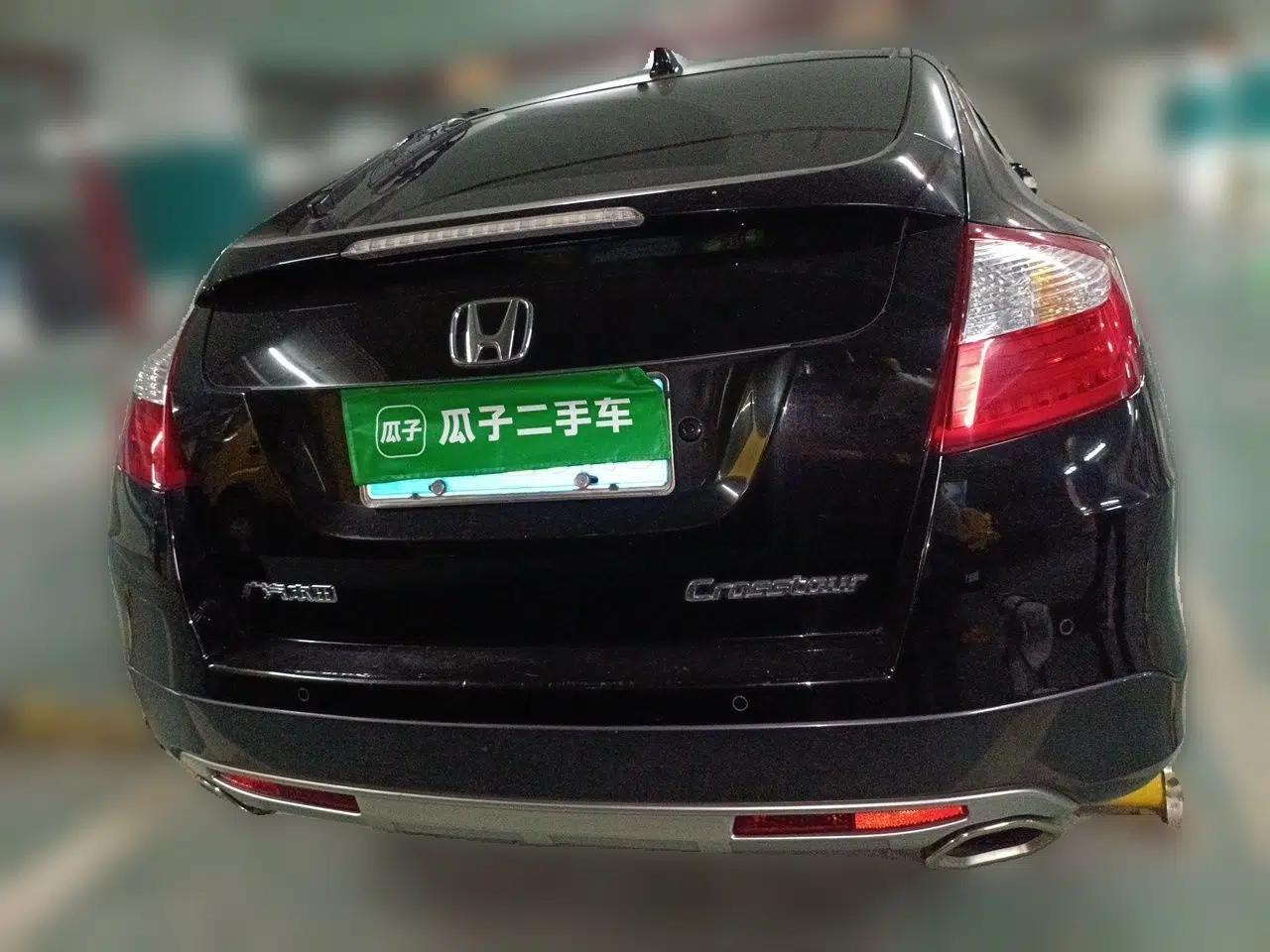 Honda Crosstour 2016 2.4L Luxury Edition — миниатюра 5