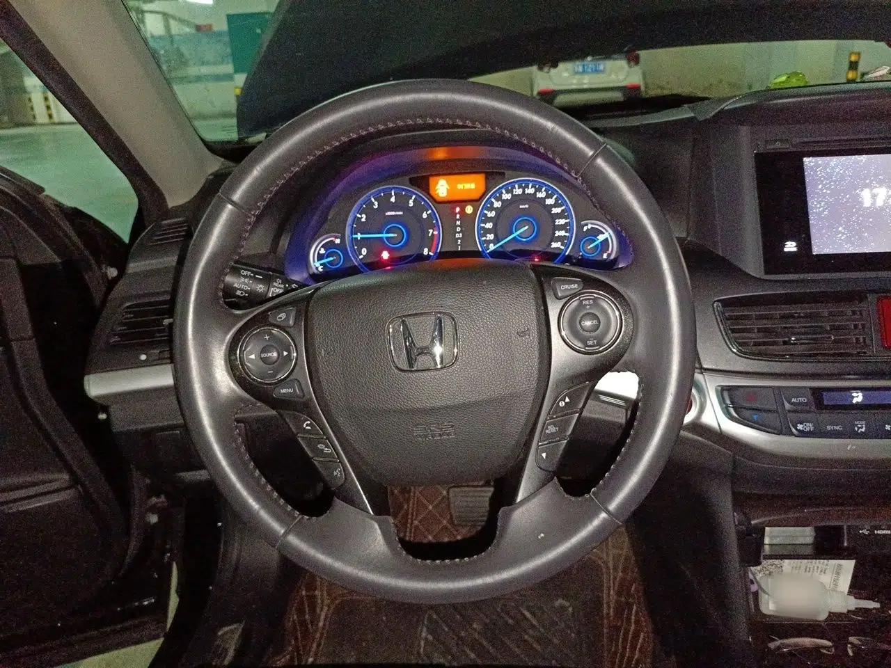Honda Crosstour 2016 2.4L Luxury Edition — миниатюра 10