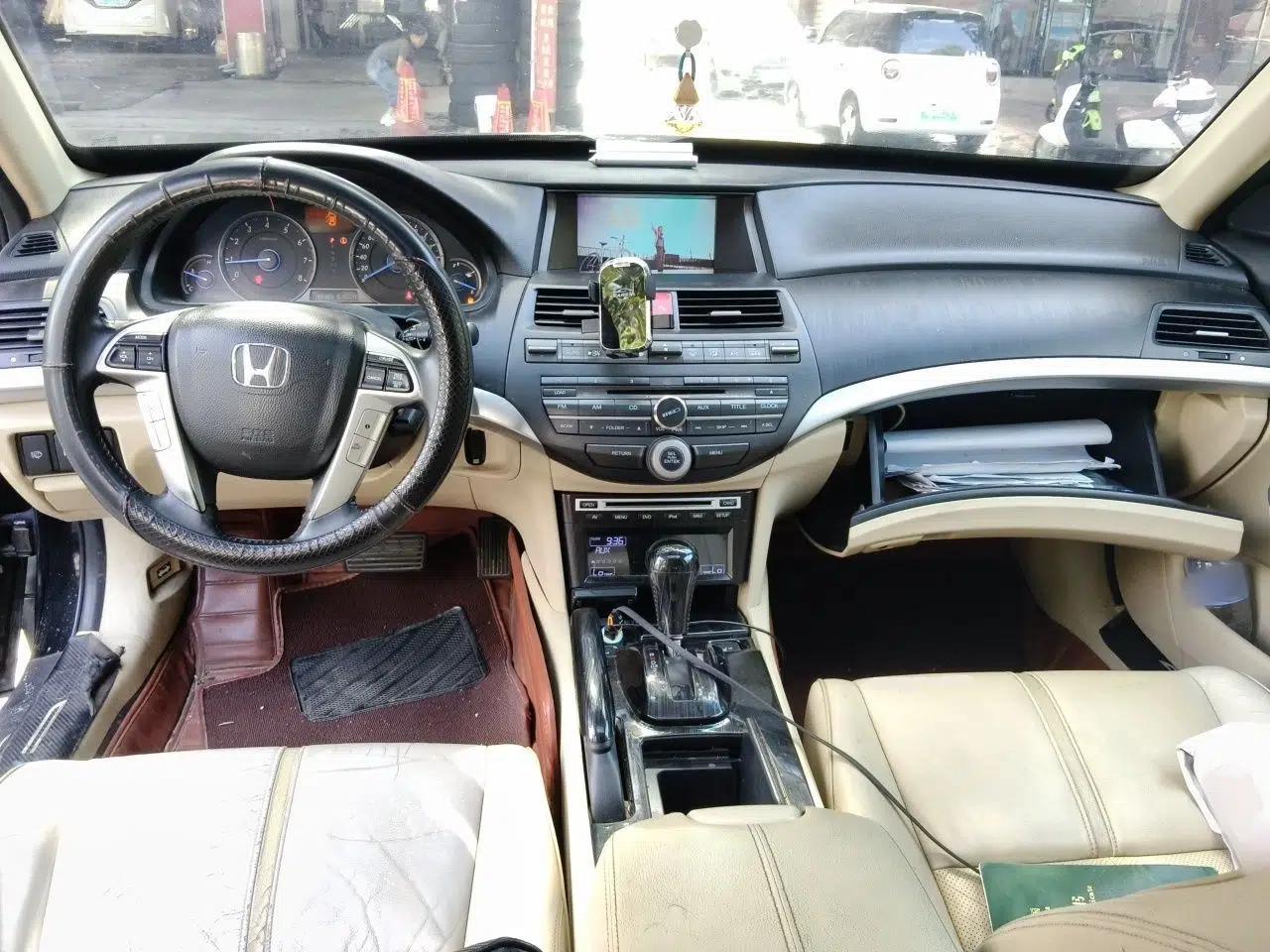 Honda Crosstour 2012 2.4L Luxury Edition — миниатюра 9