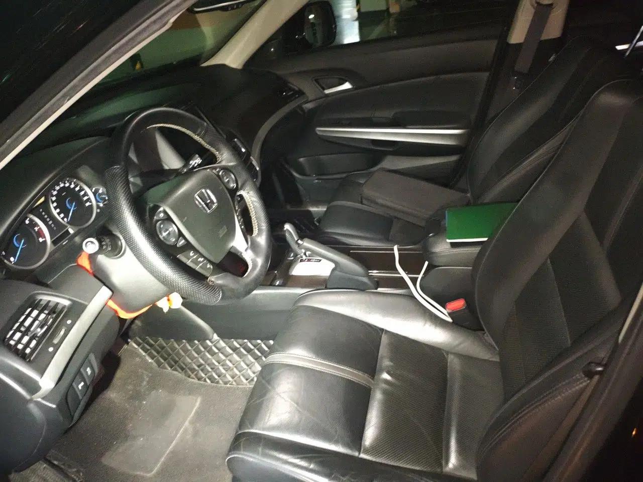 Honda Crosstour 2014 2.4L Luxury Edition — миниатюра 15