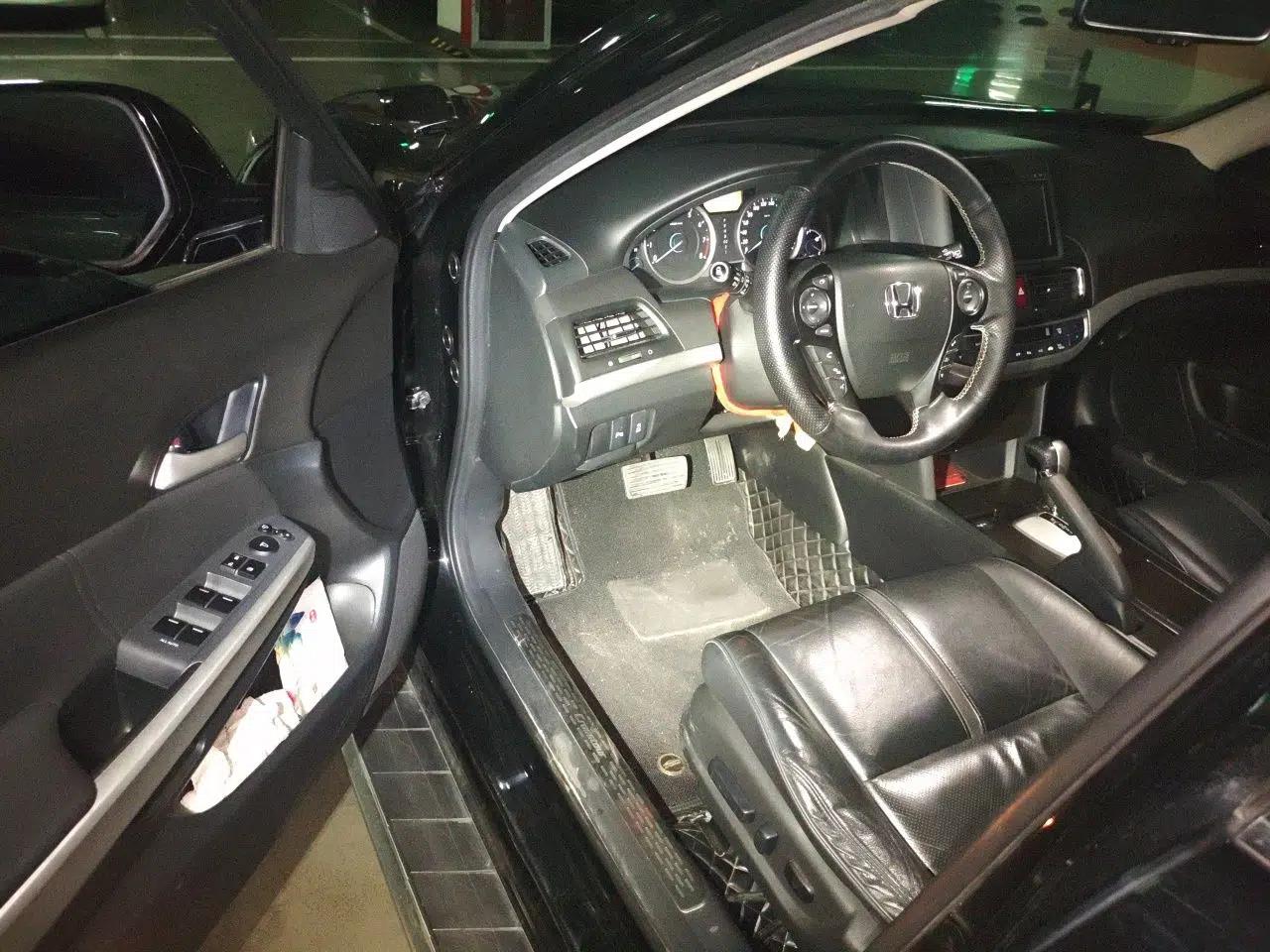 Honda Crosstour 2014 2.4L Luxury Edition — миниатюра 16