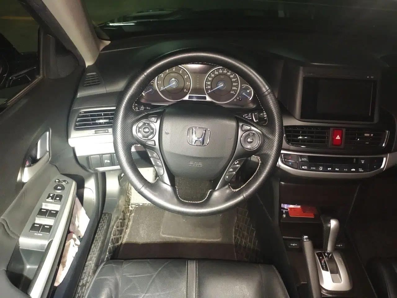 Honda Crosstour 2014 2.4L Luxury Edition — миниатюра 10