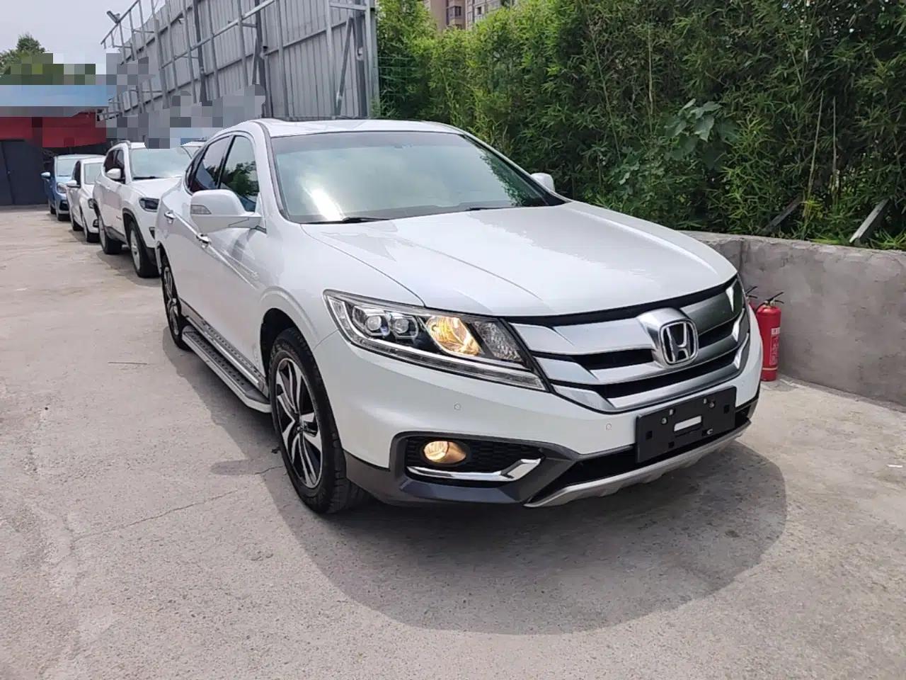 Honda Crosstour 2016 2.4L Luxury Edition — миниатюра 3