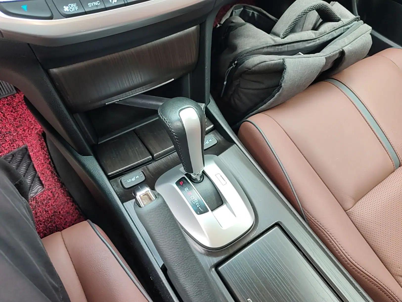 Honda Crosstour 2016 2.4L Luxury Edition — миниатюра 21
