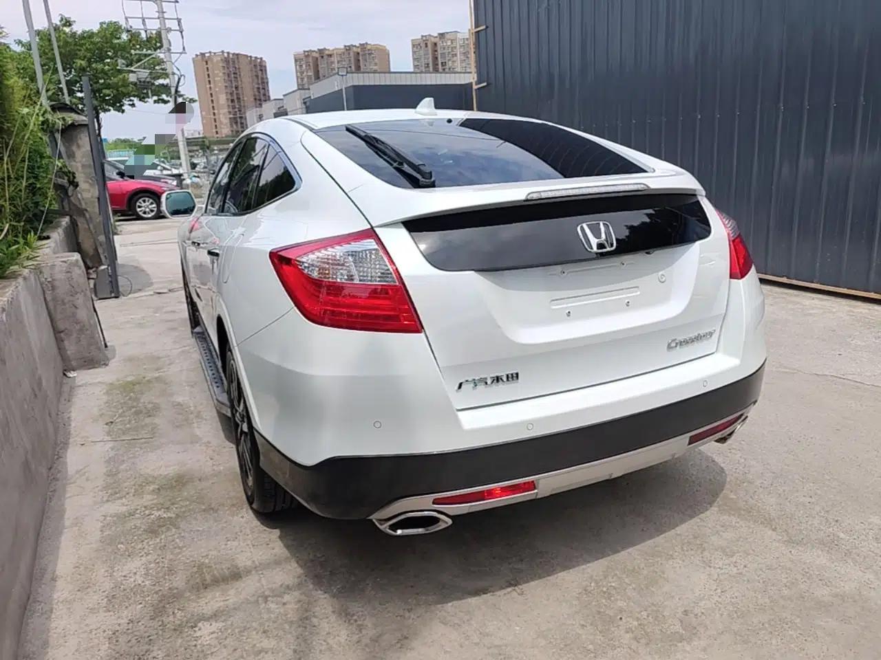 Honda Crosstour 2016 2.4L Luxury Edition — миниатюра 4