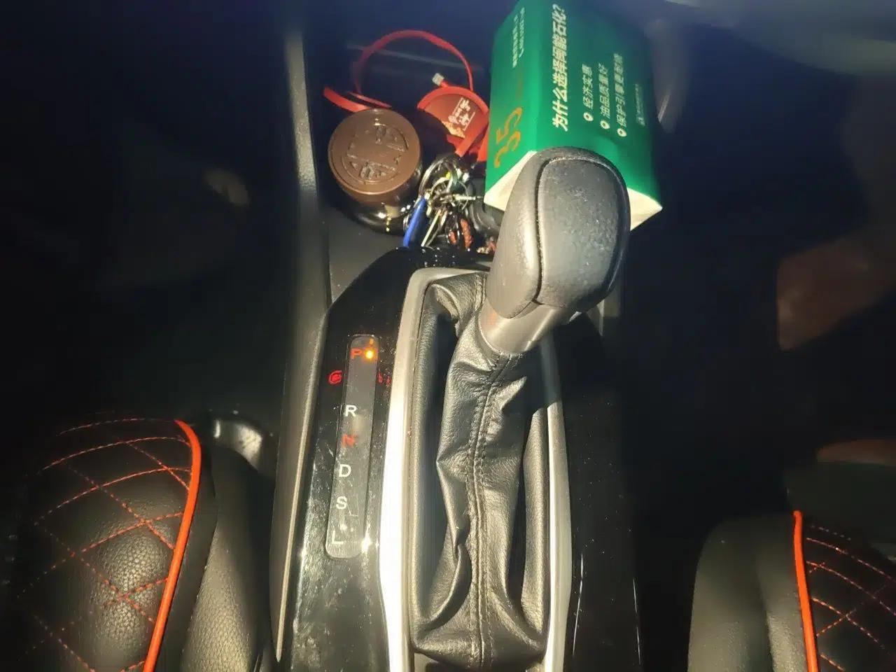Honda Envix 2019 180TURBO CVT Enjoyment Edition China VI — миниатюра 14